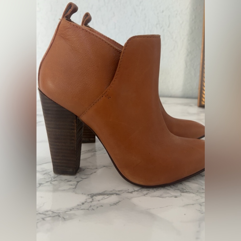 Steve Madden Cognac Leather Booties
